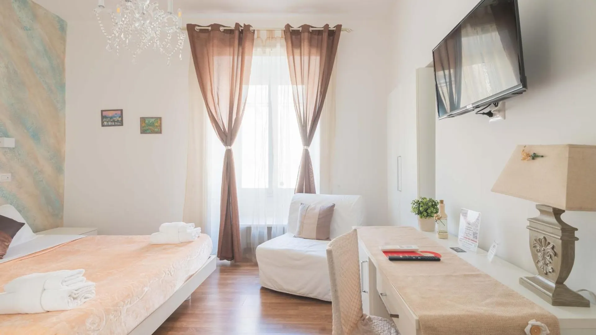 *** Guest house Rione Monti Suites Rome Italy