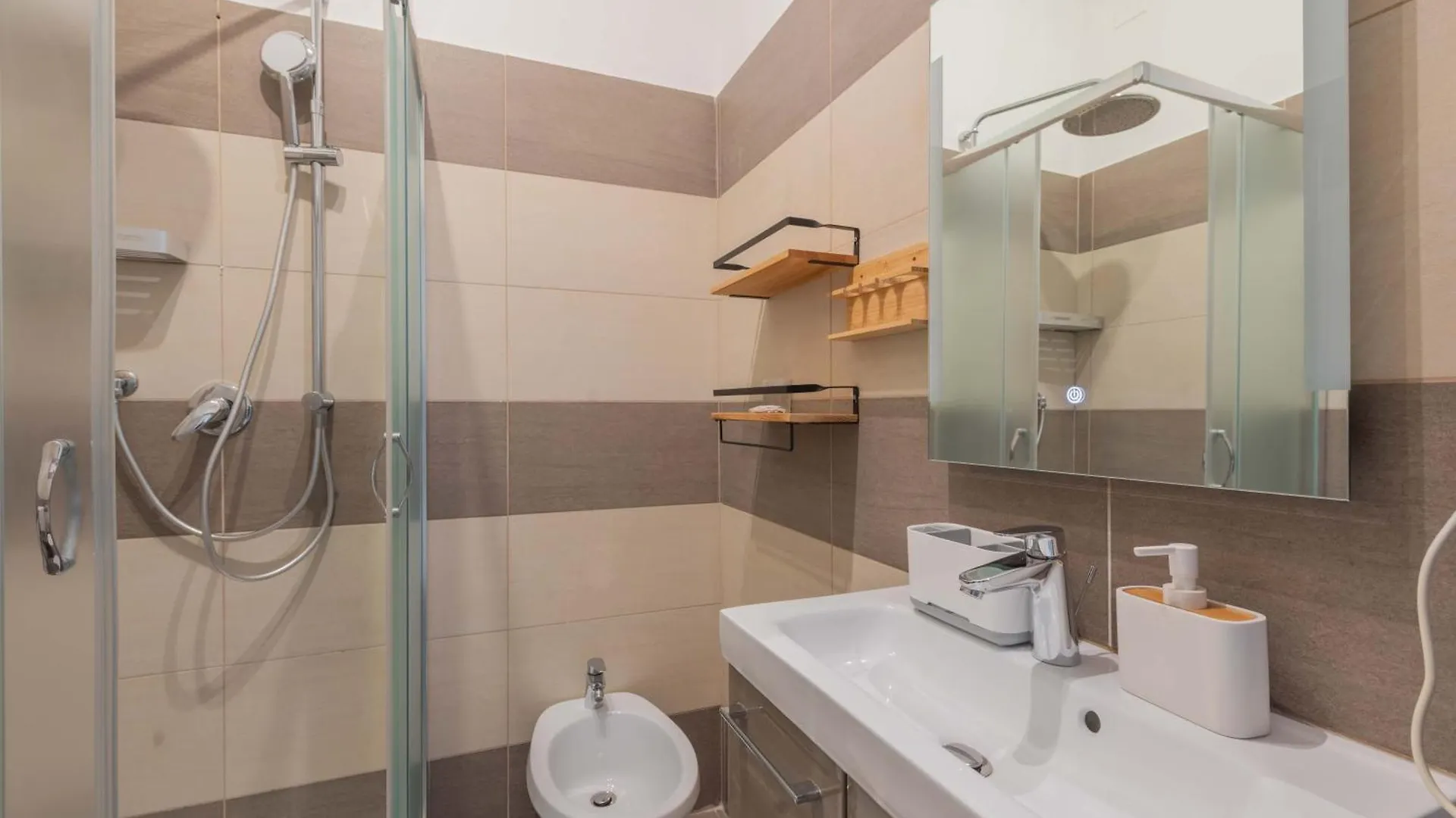 Rione Monti Suites Rome 3*,  Italy