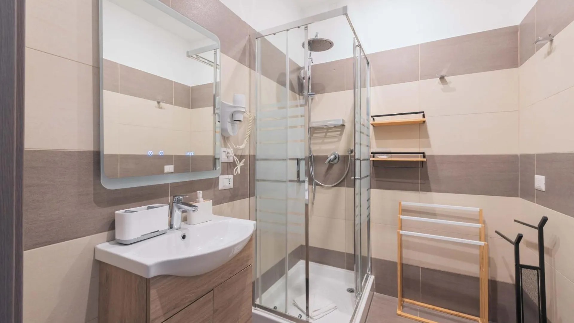 Rione Monti Suites Rome 3*,