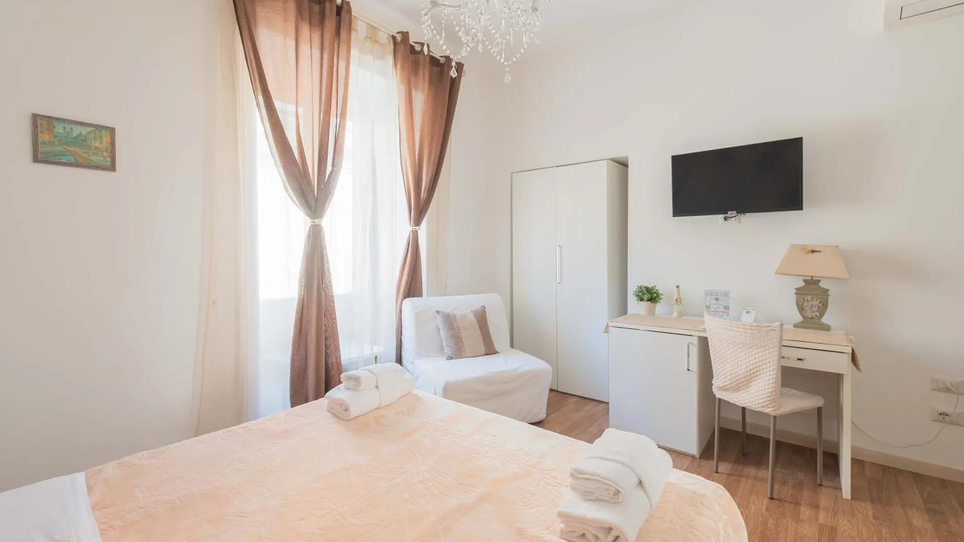 *** Casa de hóspedes Rione Monti Suites Roma Itália