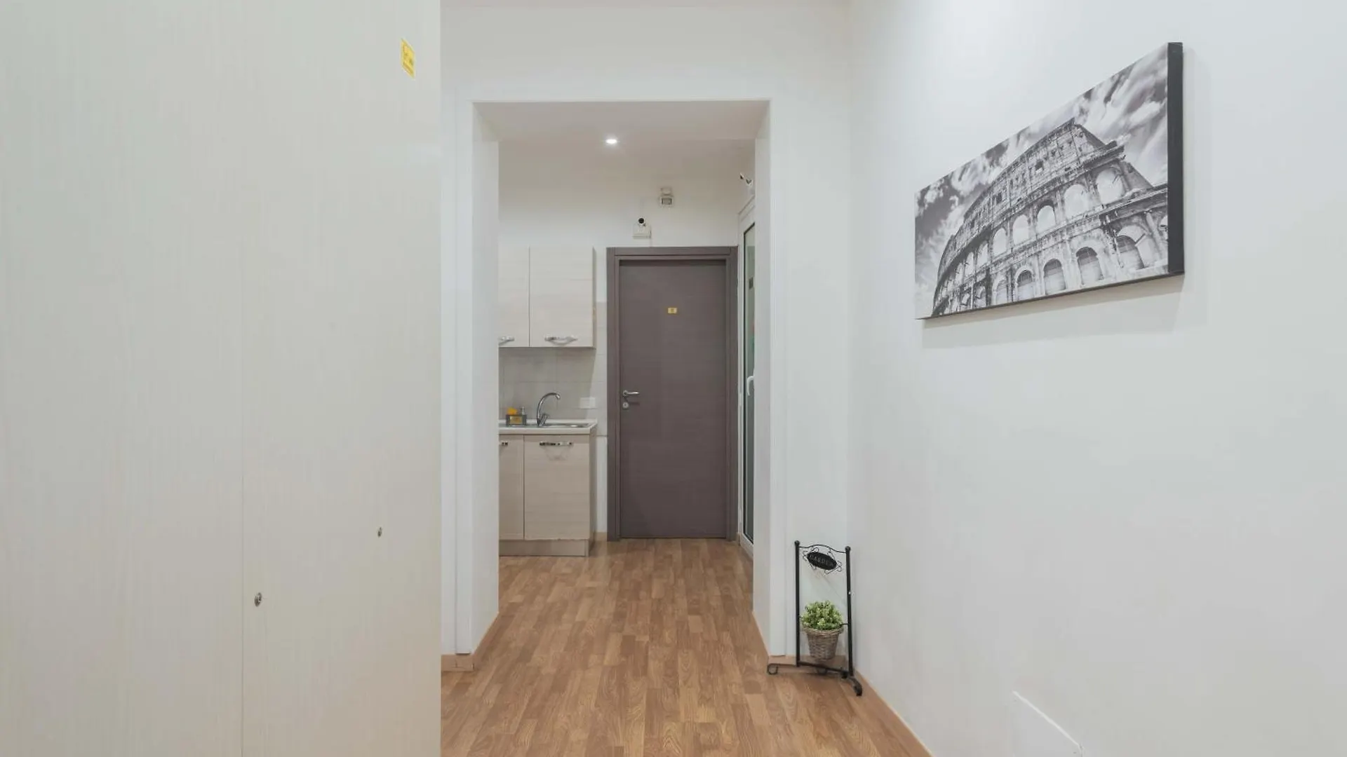 *** Casa de hóspedes Rione Monti Suites Roma Itália